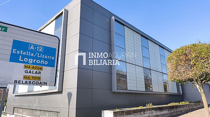 LOCAL COMERCIAL + 30 PLAZAS DE PARKING EN ZIZUR MAYOR