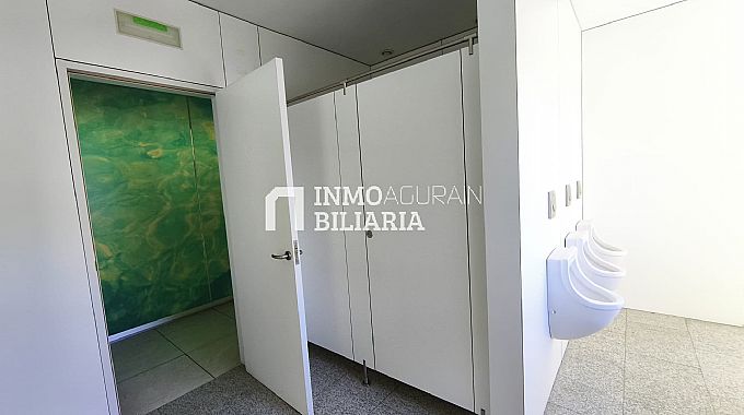 LOCAL COMERCIAL + 30 PLAZAS DE PARKING EN ZIZUR MAYOR