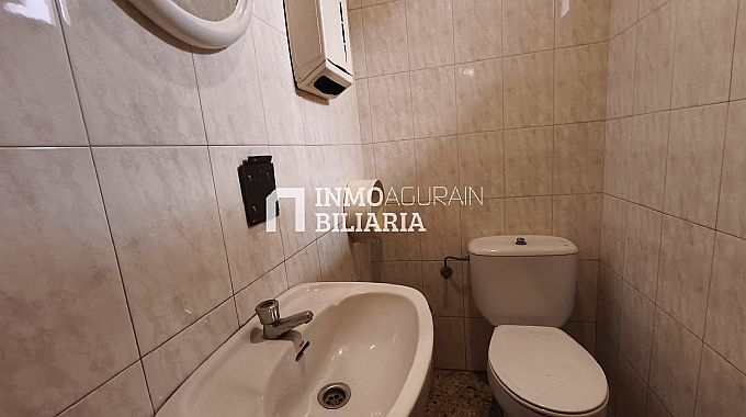 Local comercial "BAR IBAI" en Alsasua (Navarra)