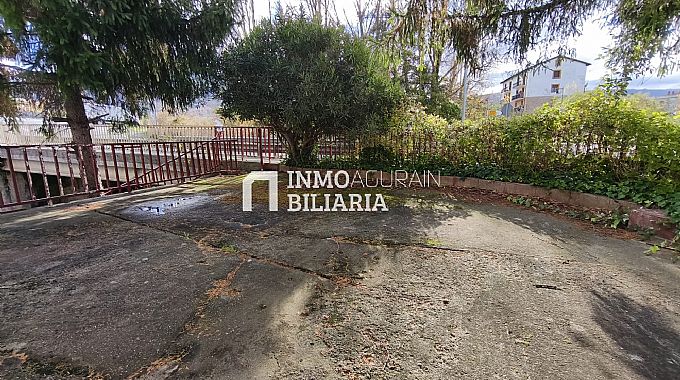 Local comercial "BAR IBAI" en Alsasua (Navarra)