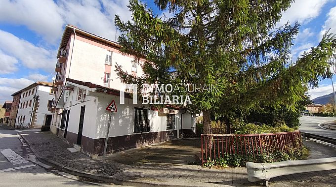 Local comercial "BAR IBAI" en Alsasua (Navarra)