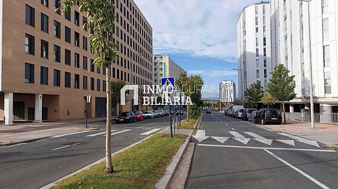 LOCAL COMERCIAL EN DERECHOS HUMANOS DE VITORIA GASTEIZ