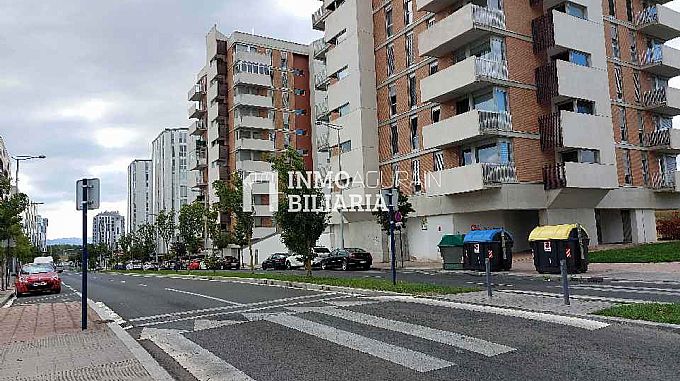 LOCAL COMERCIAL EN DERECHOS HUMANOS DE VITORIA GASTEIZ