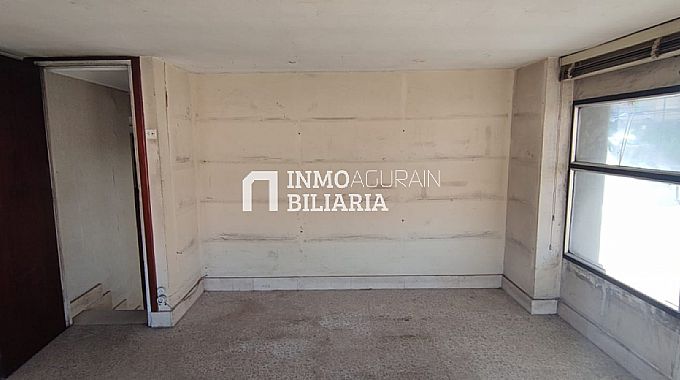 LOCAL COMERCIAL EN ZUMRRAGA