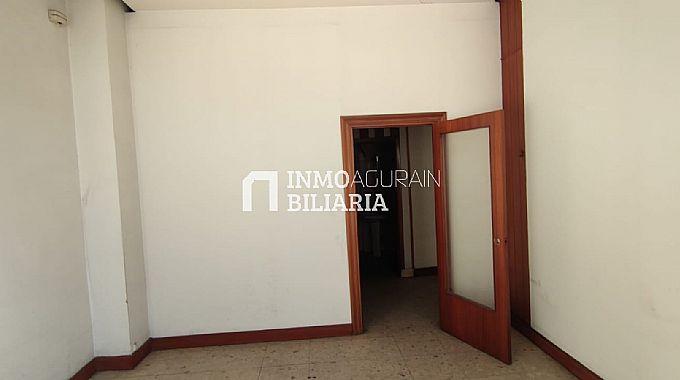 LOCAL COMERCIAL EN ZUMRRAGA