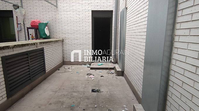 LOCAL DIFANO EN BERIAIN