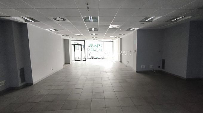 LOCAL EN CALLE ARTICA DE PAMPLONA