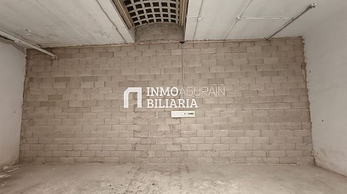 LOCAL EN CALLE ARTICA DE PAMPLONA