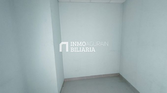 LOCAL EN CALLE ARTICA DE PAMPLONA