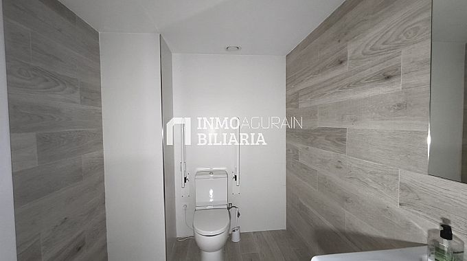 LOCAL COMERCIAL EN C/MAYOR,58 ESTELLA