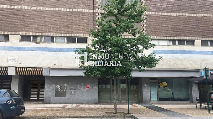 LOCAL EN LAUDIO/LLODIO