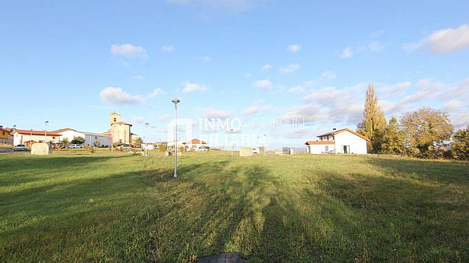 Parcela Urbana en Gauna