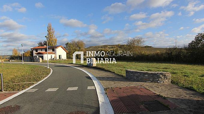 Parcela Urbana en Gauna