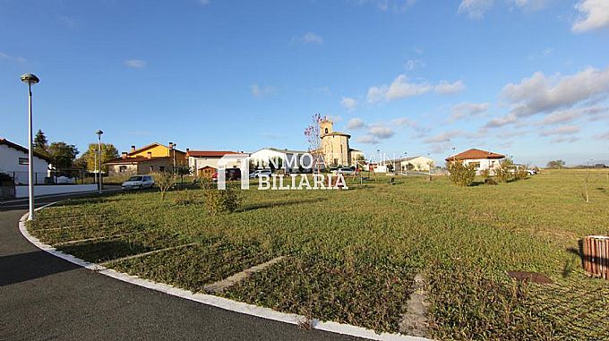 Parcela Urbana en Gauna