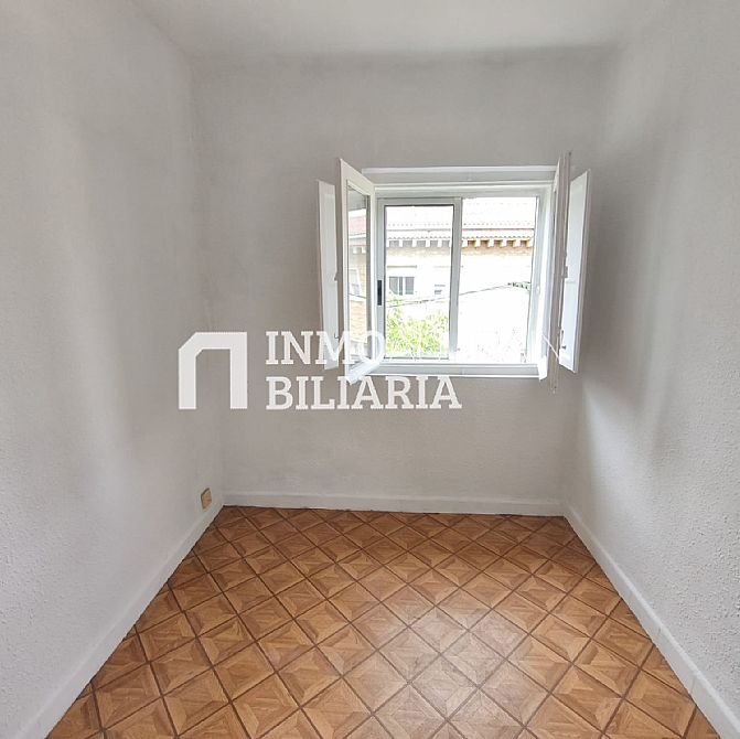PISO EN CALLE ALZANIA DE ALTSASU/ALSASUA - 4