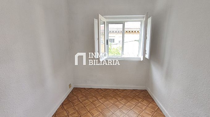 PISO EN CALLE ALZANIA DE ALTSASU/ALSASUA
