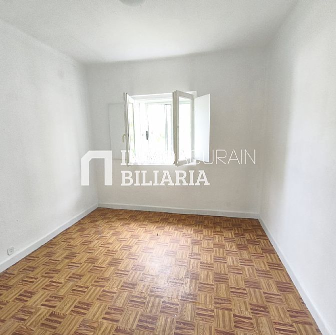 PISO EN CALLE ALZANIA DE ALTSASU/ALSASUA - 8