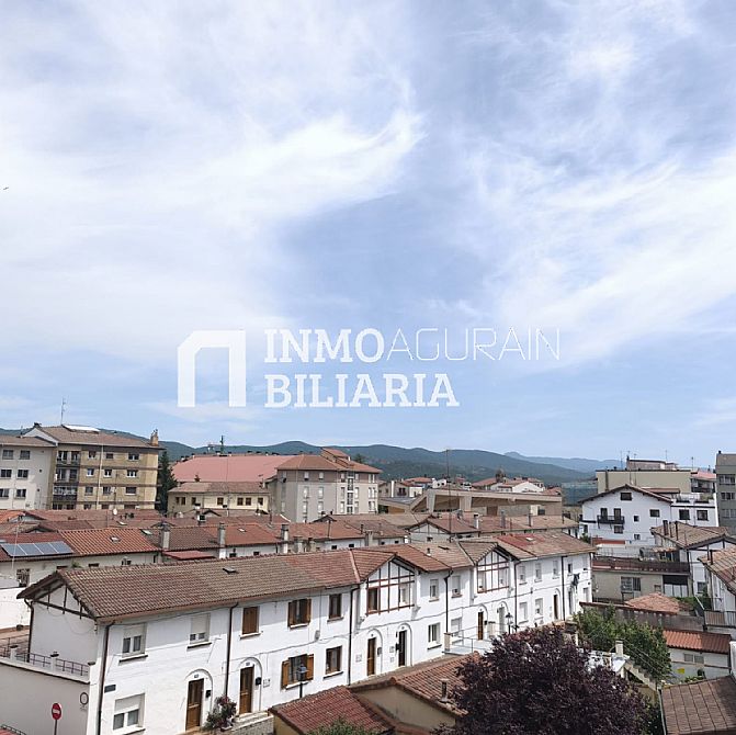 PISO EN CALLE ALZANIA DE ALTSASU/ALSASUA - 11