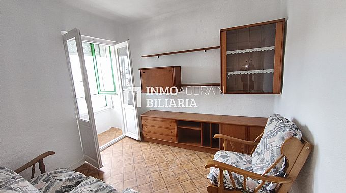 PISO EN CALLE ALZANIA DE ALTSASU/ALSASUA