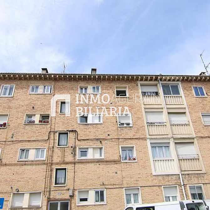 PISO EN CALLE ALZANIA DE ALTSASU/ALSASUA - 25