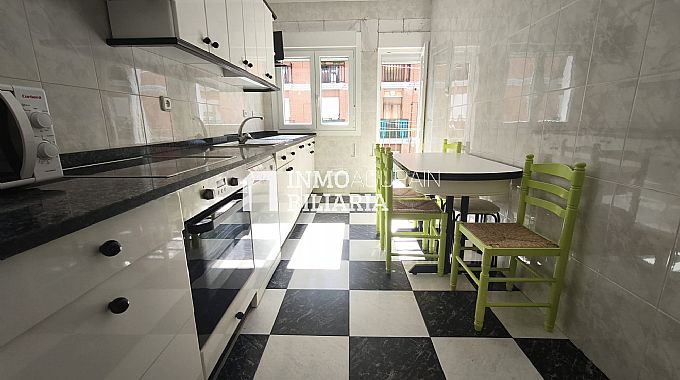 PISO EN CALLE ARALAR 3 ALSASUA