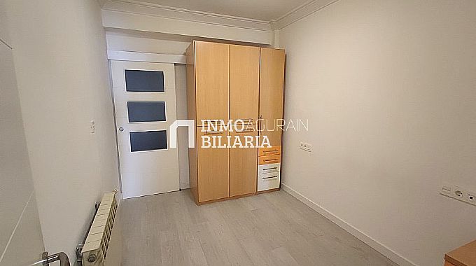 PISO EN CALLE LOS HERRAN (VITORIA-GASTEIZ)