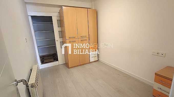 PISO EN CALLE LOS HERRAN (VITORIA-GASTEIZ)