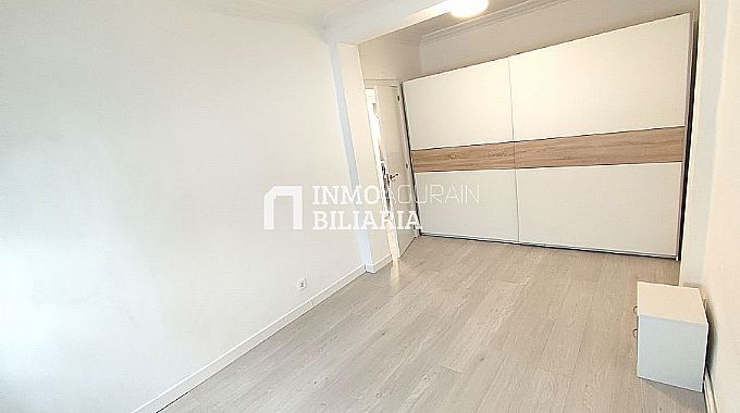 PISO EN CALLE LOS HERRAN (VITORIA-GASTEIZ)