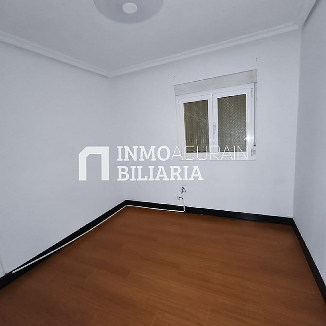 PISO EN JES�S GURIDI DE RENTERIA - 30