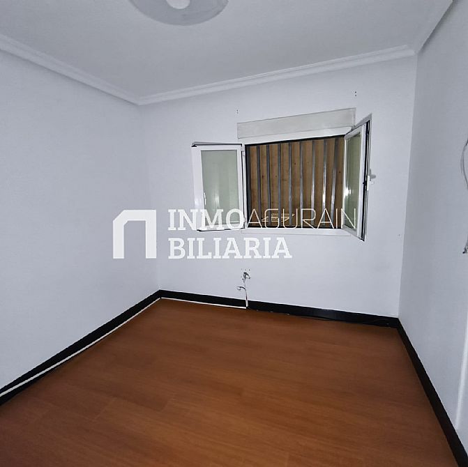 PISO EN JES�S GURIDI DE RENTERIA - 31