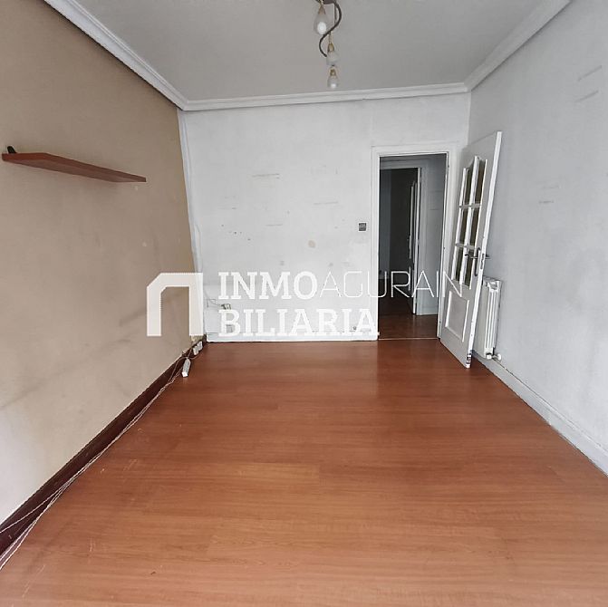 PISO EN JES�S GURIDI DE RENTERIA - 32