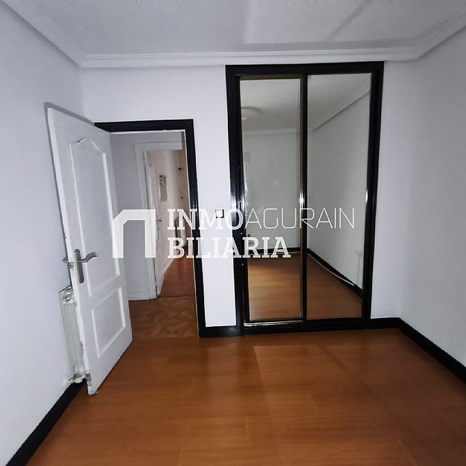 PISO EN JES�S GURIDI DE RENTERIA - 33