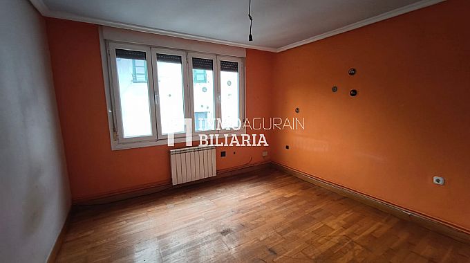 PISO EN KALE NAGUSIA DE LEGORRETA