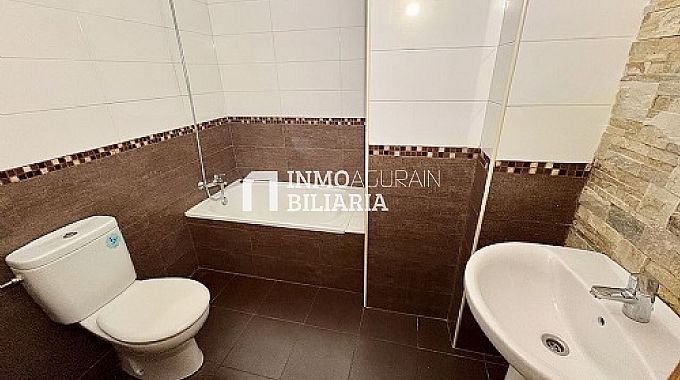 Piso en venta en Kale Nagusia, 38