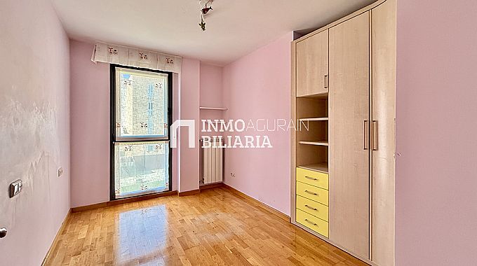 PISO EN VENTA EN ANSOAIN 