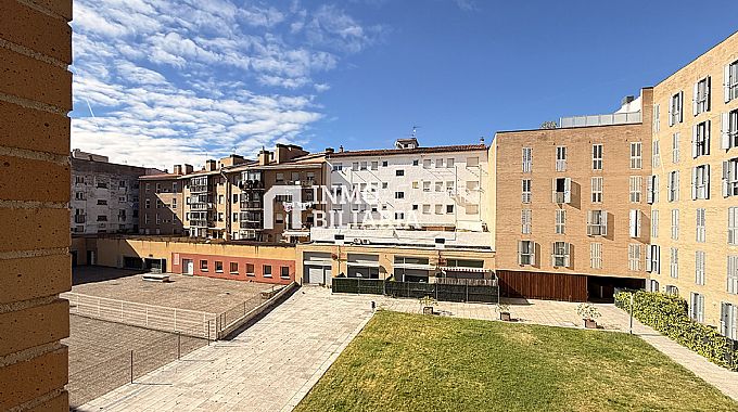 PISO EN VENTA EN ANSOAIN 