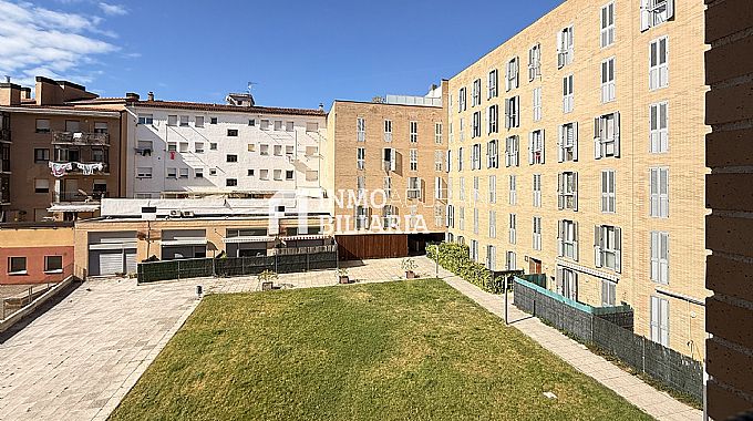 PISO EN VENTA EN ANSOAIN 