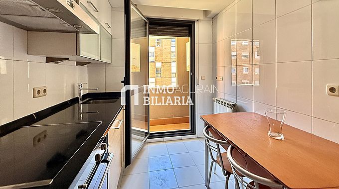PISO EN VENTA EN ANSOAIN 