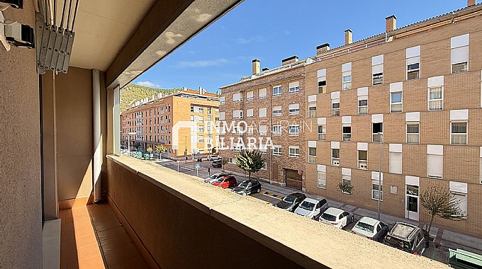 PISO EN VENTA EN ANSOAIN 