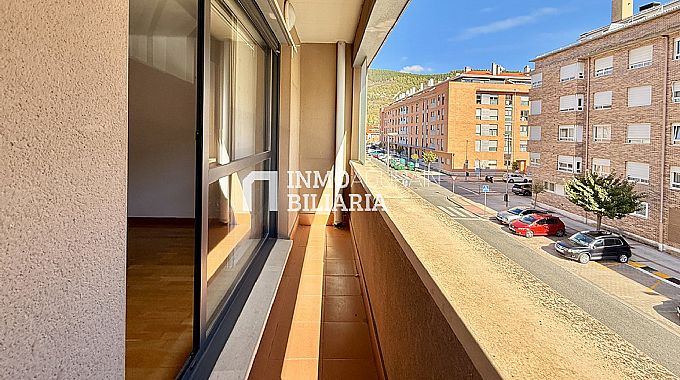 PISO EN VENTA EN ANSOAIN 