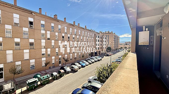 PISO EN VENTA EN ANSOAIN 