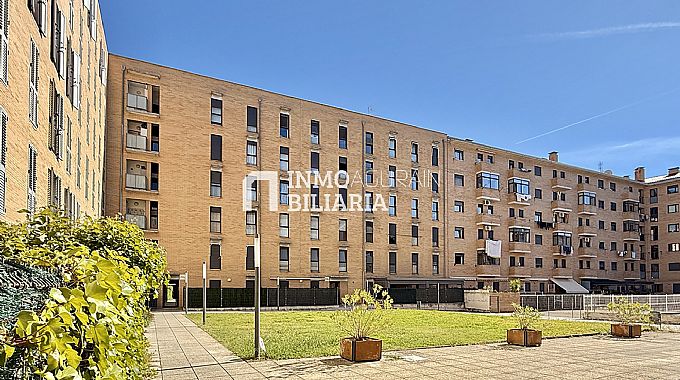 PISO EN VENTA EN ANSOAIN 