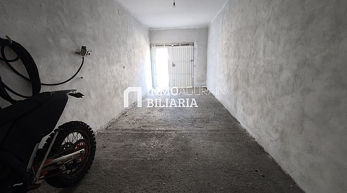 PISO + GARAJE O ALMAC�N