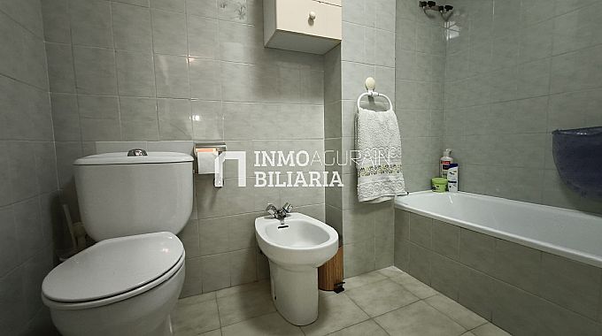 PISO + GARAJE O ALMAC�N