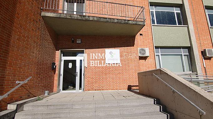 SE ALQUILA OFICINA EN IRURTZUN