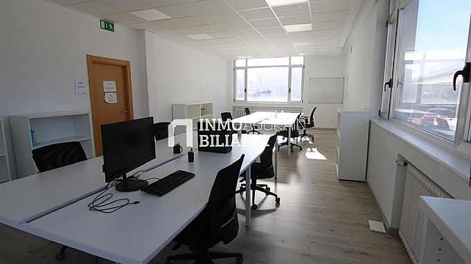 SE ALQUILA OFICINA EN IRURTZUN