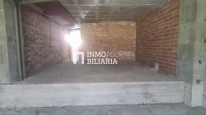 SE VENDE LOCAL EN LA CALLE IRUNLARREA