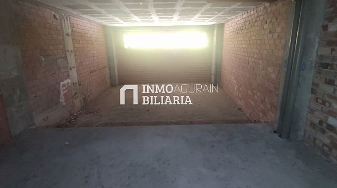 SE VENDE LOCAL EN LA CALLE IRUNLARREA