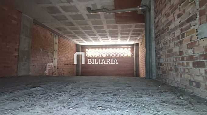 SE VENDE LOCAL EN LA CALLE IRUNLARREA
