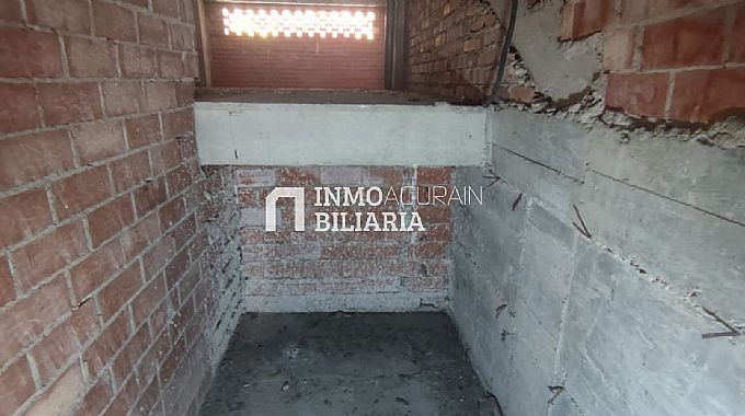 SE VENDE LOCAL EN LA CALLE IRUNLARREA